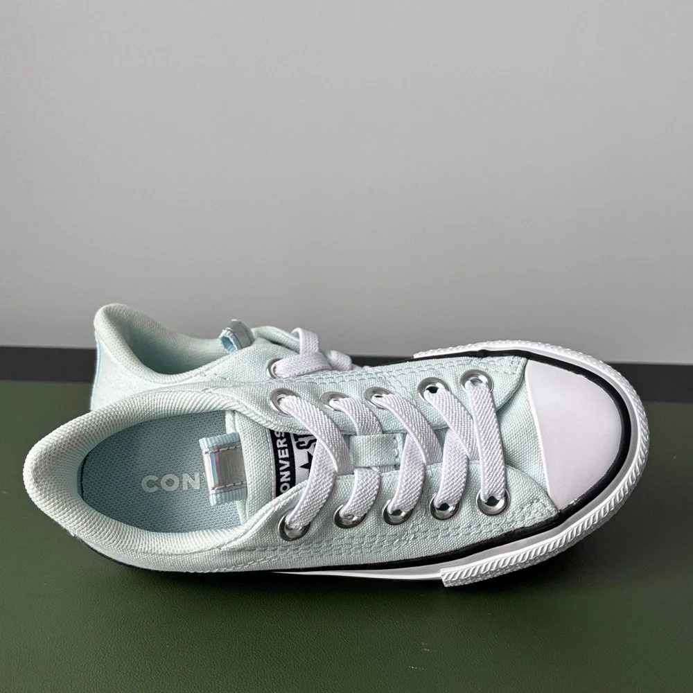 Converse CTAS Rave Ox Sneakers